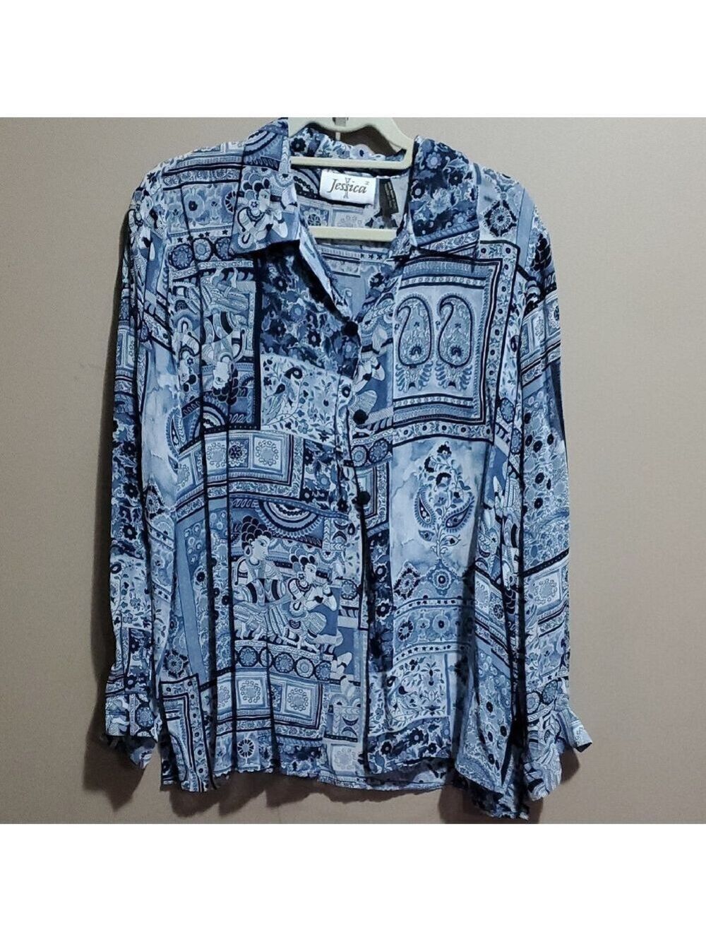 Jessica Blue Patterned Button Down  Shirt Size Large